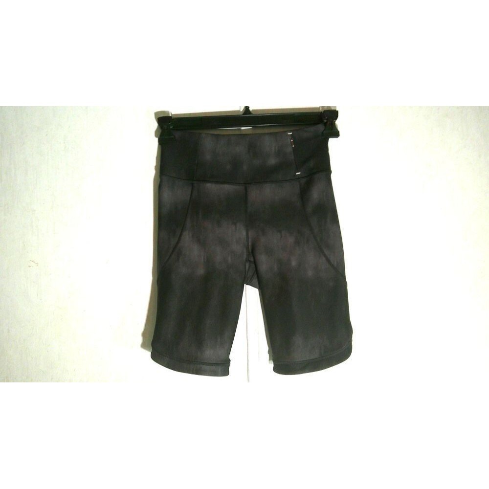 Calia By Carrie Underwood Women Bike Shorts Small Gray Pockets Yoga Gym Athletic